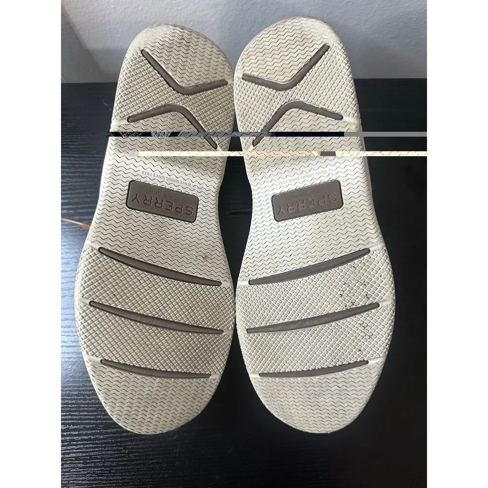 Sperry pre owned