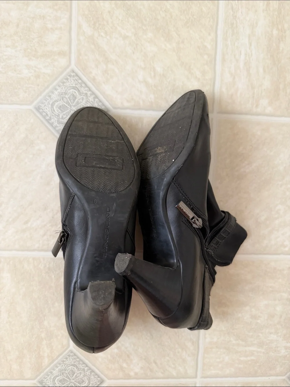 Bandolino black ankle