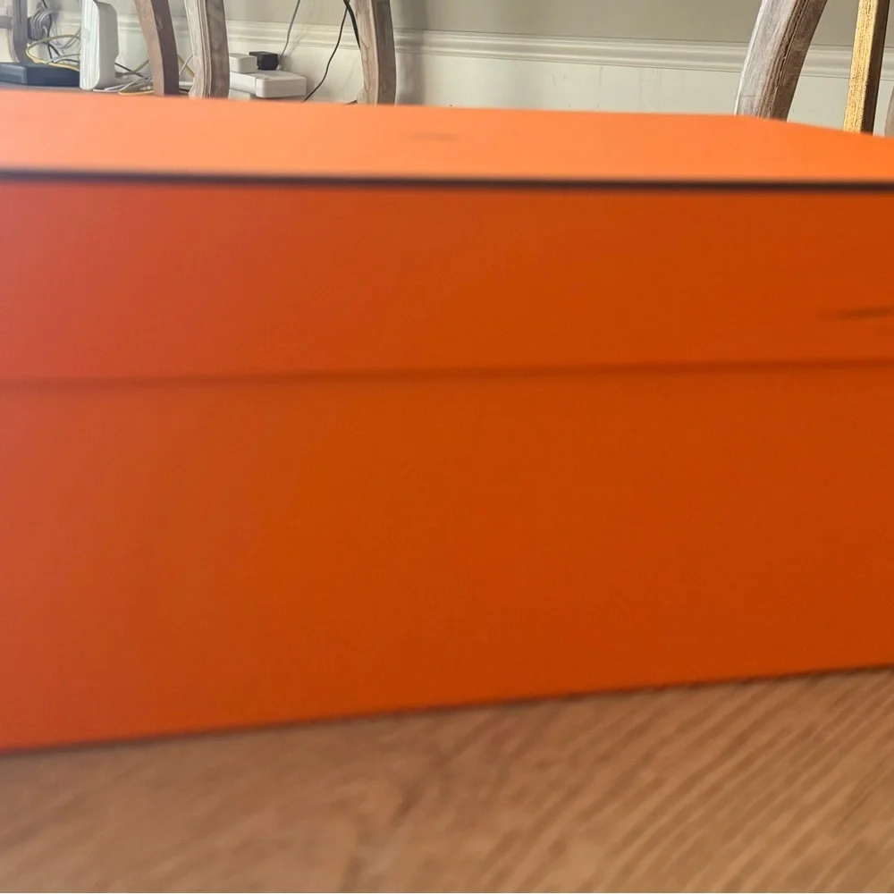 Hermes elegant storage
