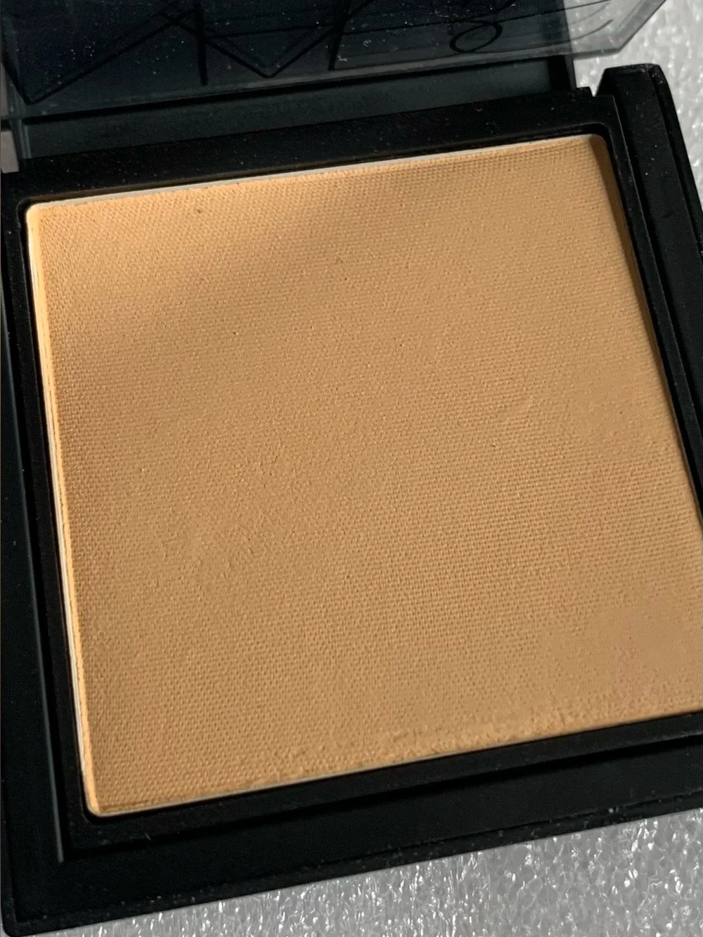 NARS lightweight powder