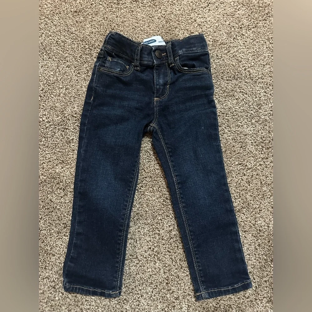 Old Navy classic dark