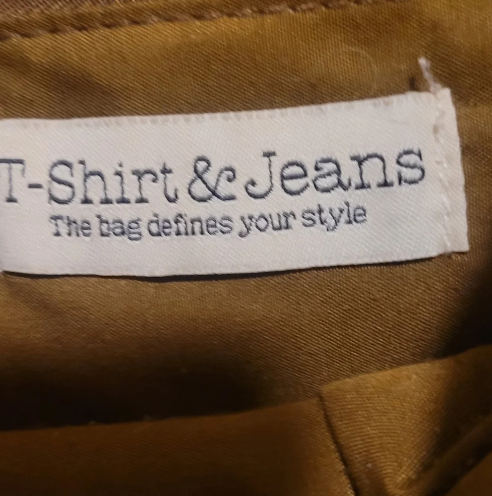 T Shirt & Jeans elegant t•shirt