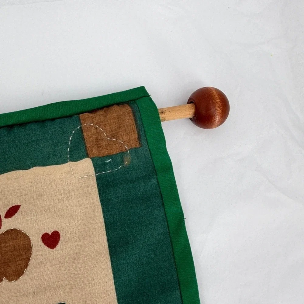 Unbranded amish gameboard