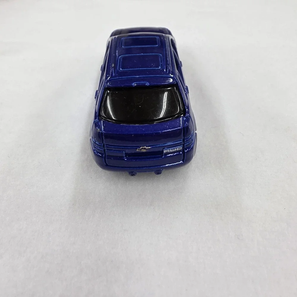 Maisto Fresh Metal Series Chevrolet Traverse 1:64 Diecast Car 2000 Blue Used