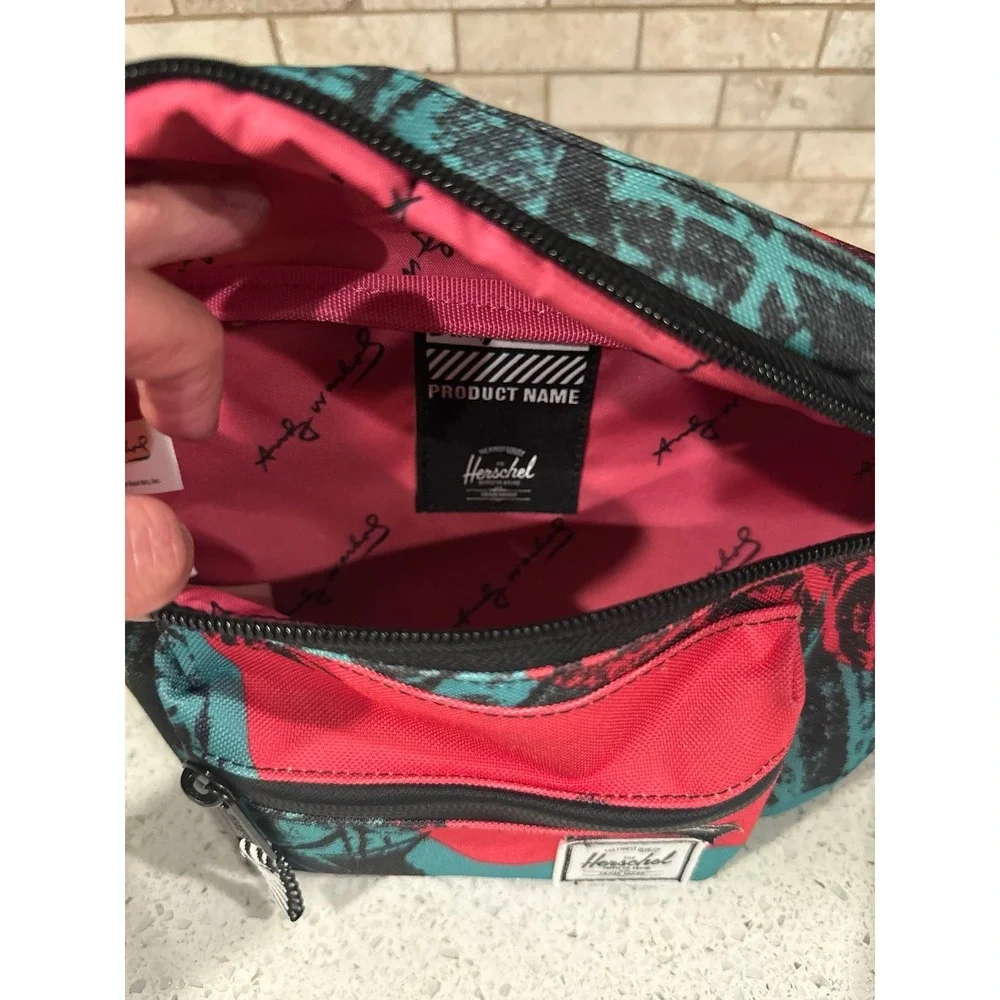 Herschel Supply Co. herschel seventeen