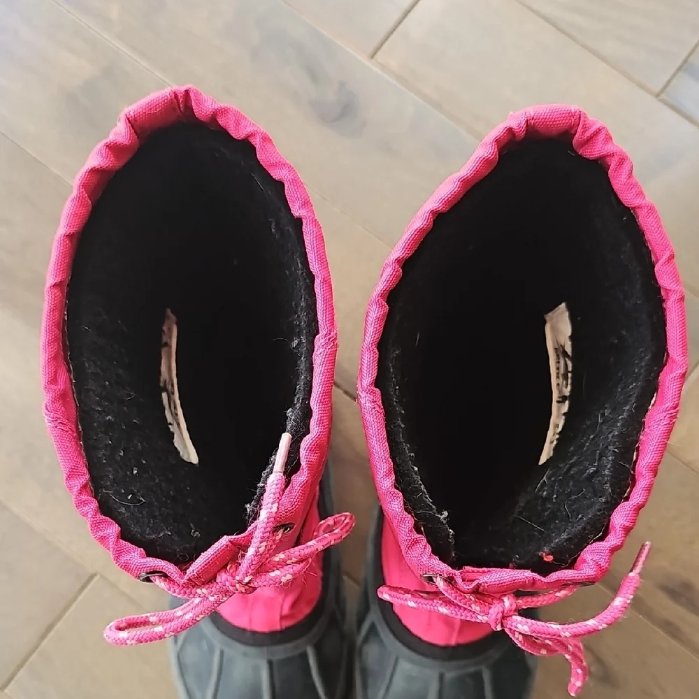 Arctic Cat sturdy pink