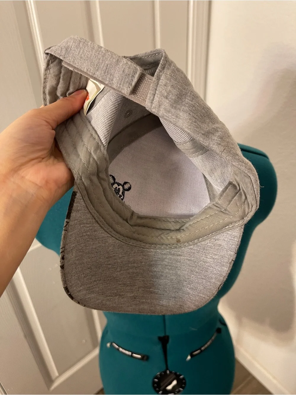 N/A light gray
