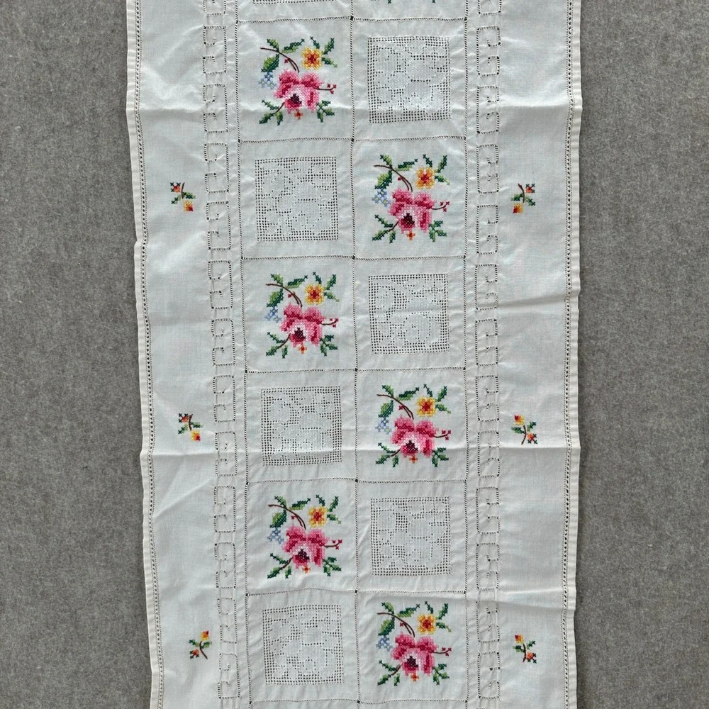 VTG Handmade Needlepoint Table Runner 46x14 White Floral Cross Stitch Lace