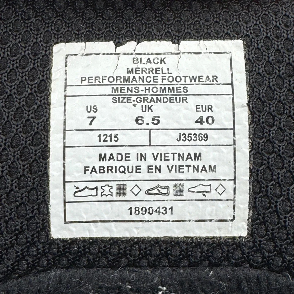 Merrell conquer any