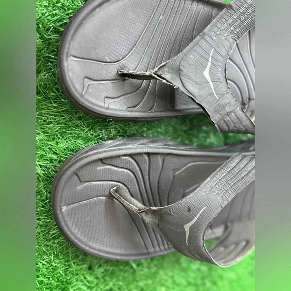 Hoka One One good preowned