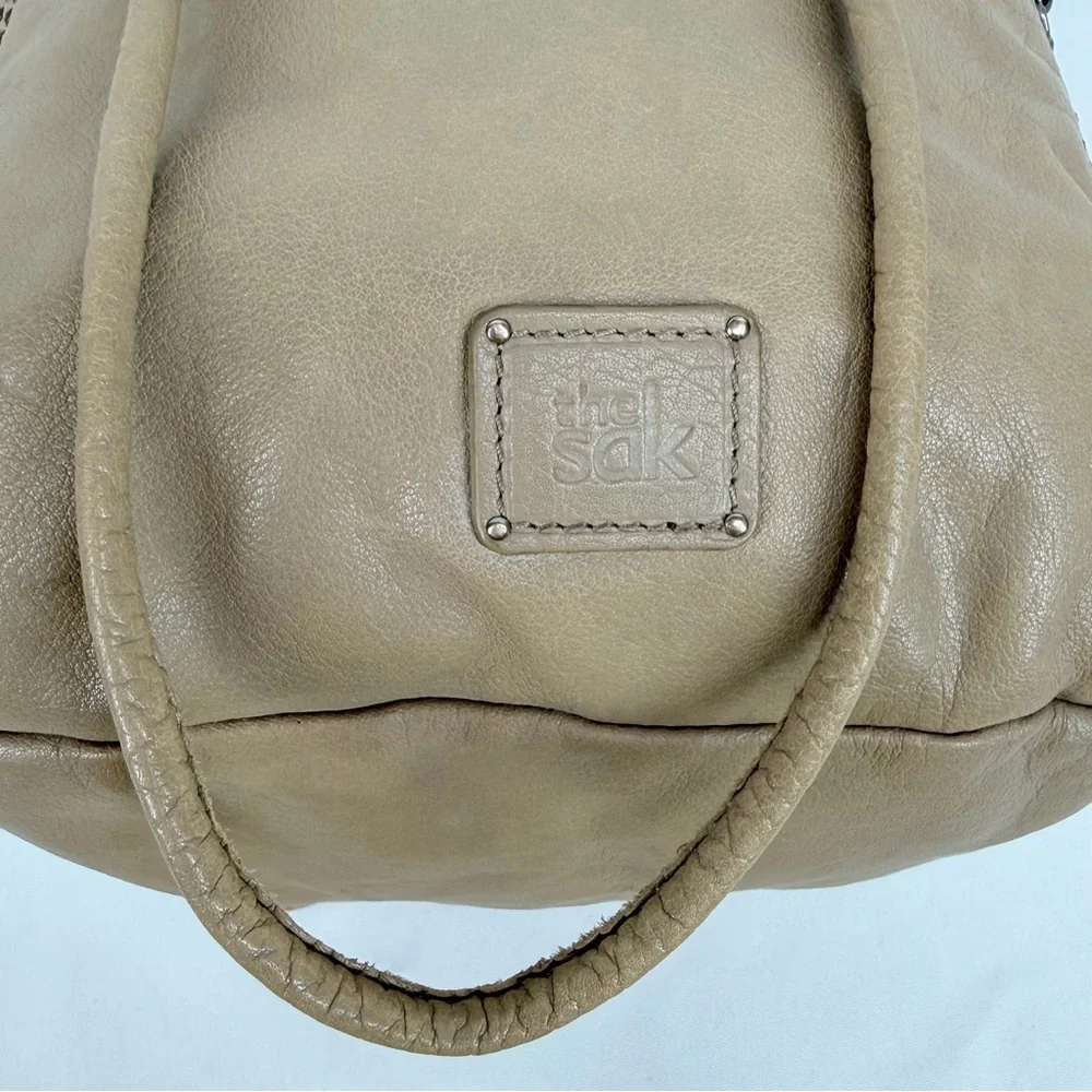 The Sak sak taupe