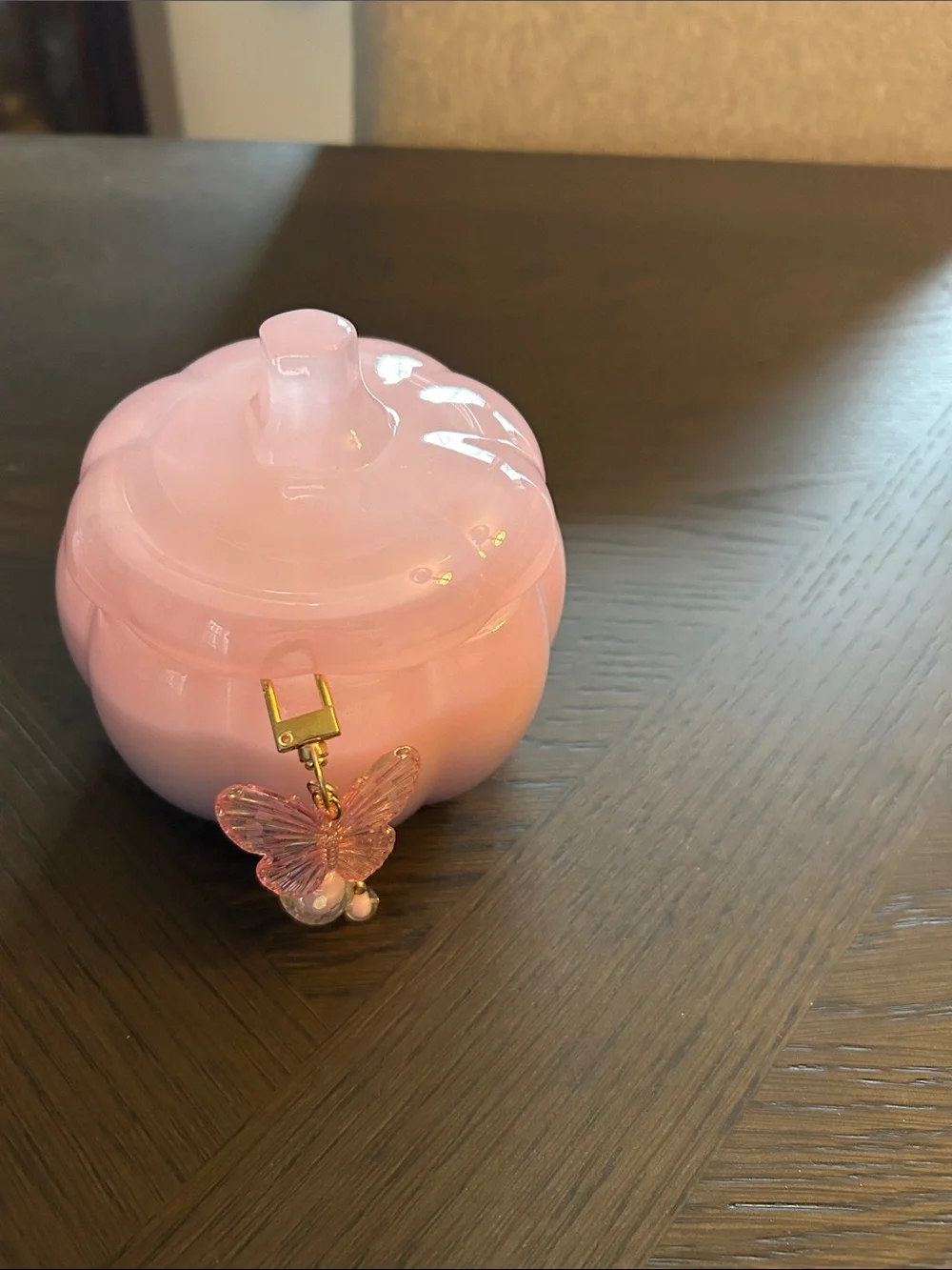 N/A delicate pink