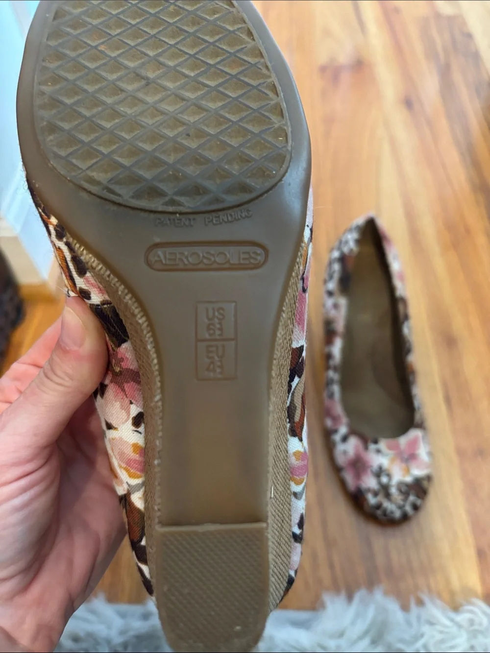 AEROSOLES comfortable wedge