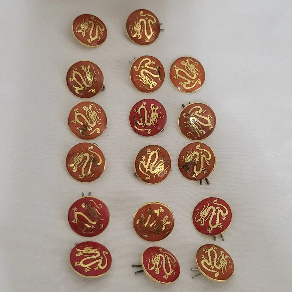 La Mode red craft fasteners