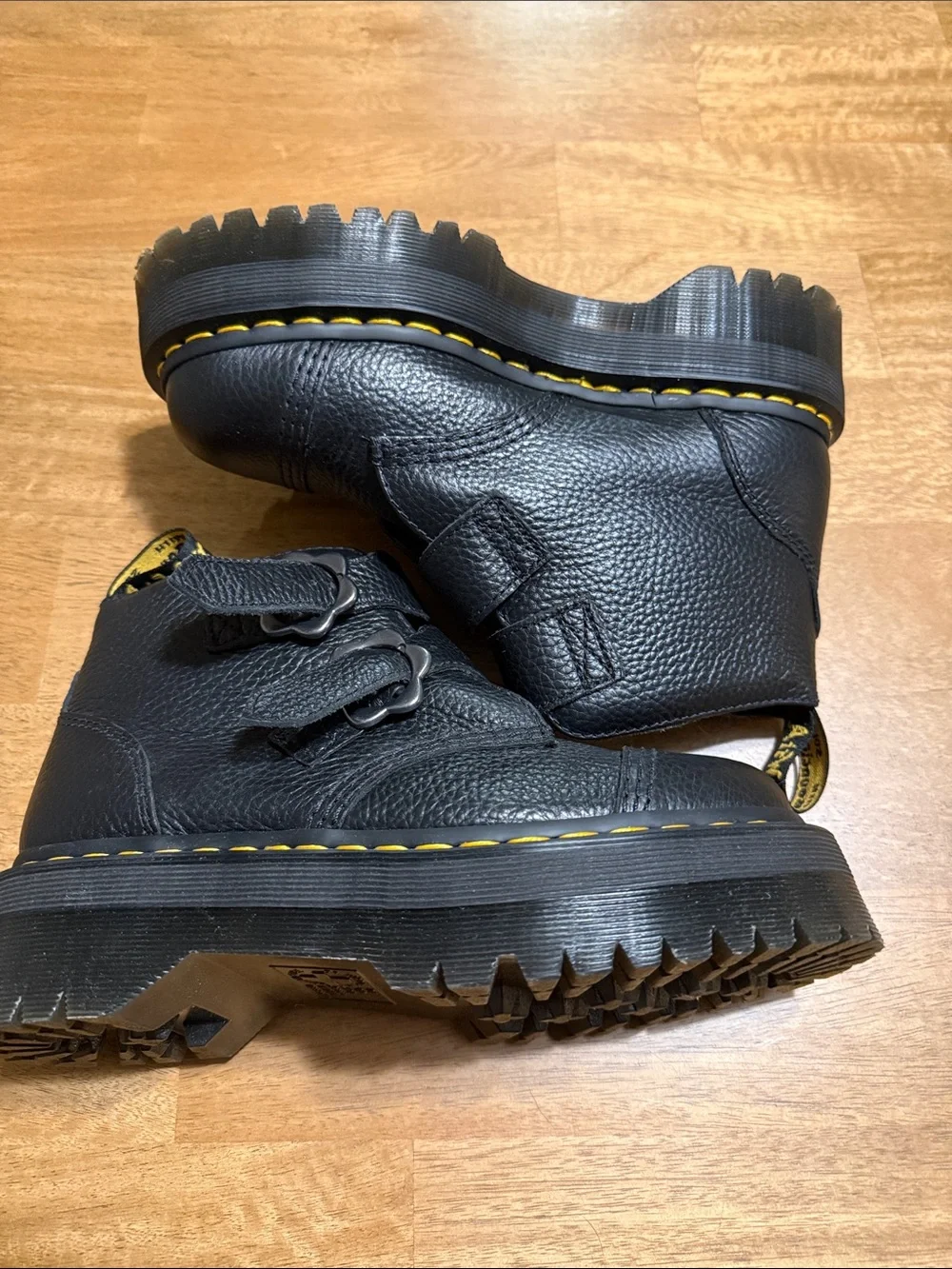 Dr. Martens leather ladies martens