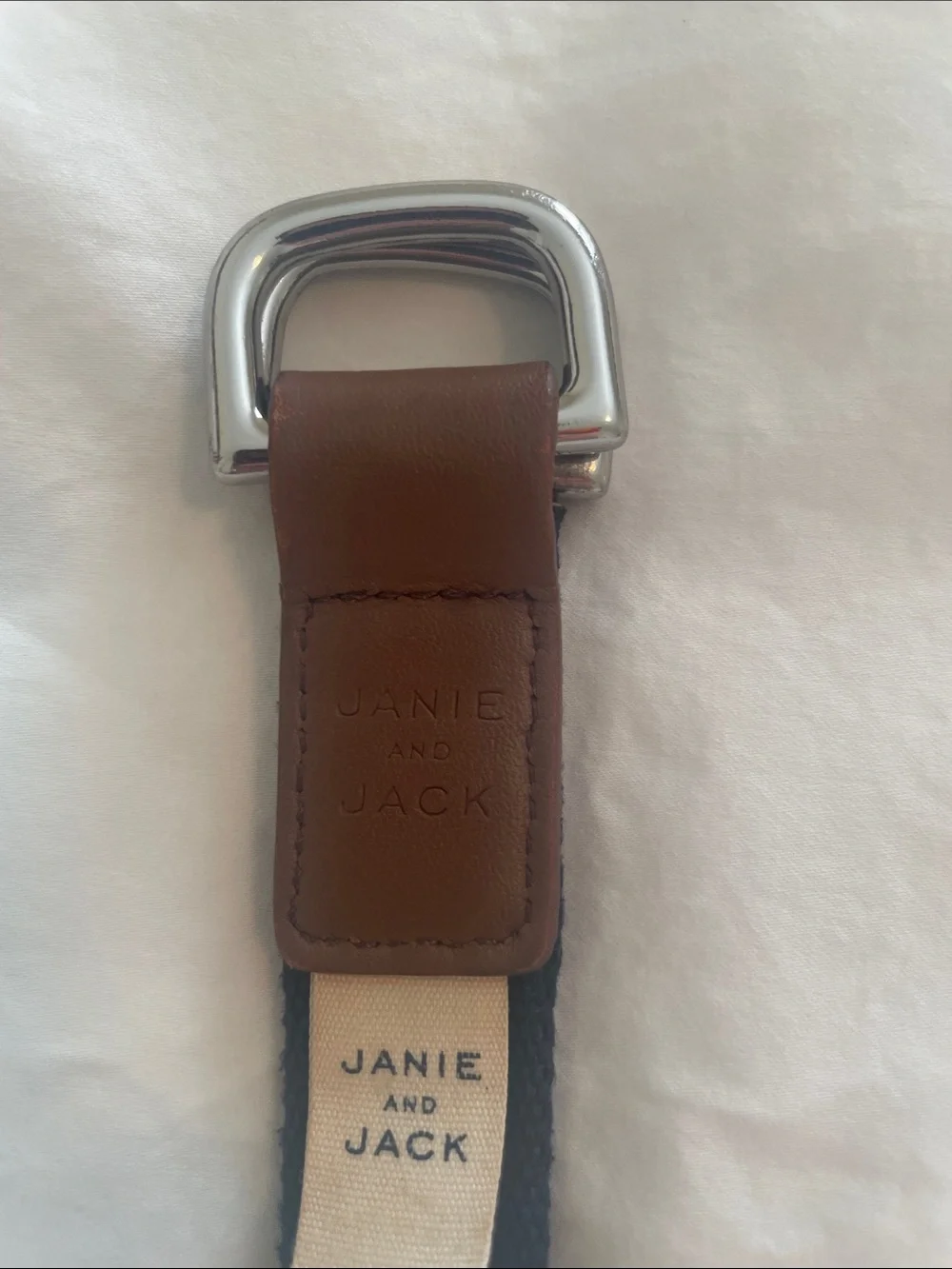 N/A accents colors belt