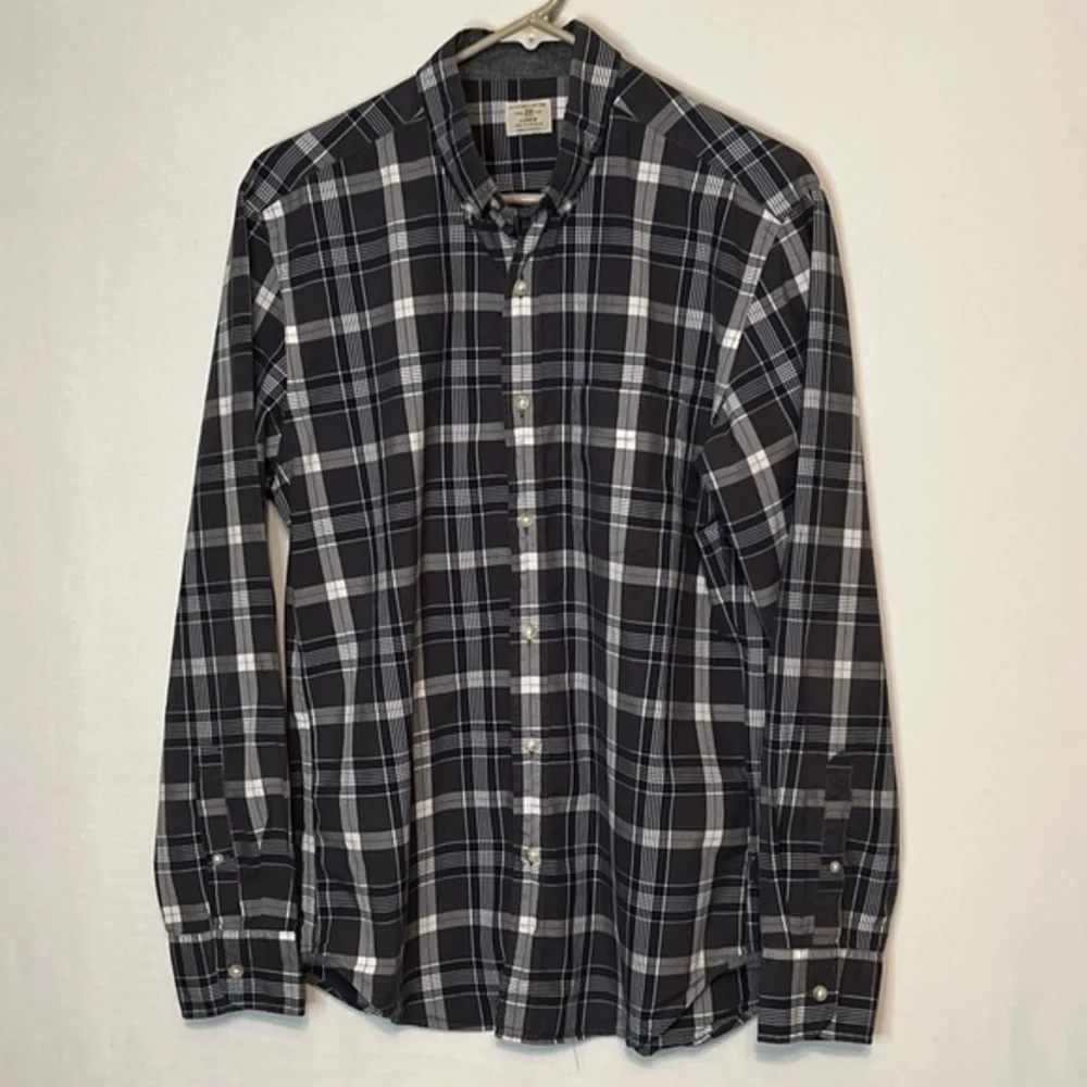 J Crew Mens Medium Long Sleeve Oxford Gray Plaid Shirt.