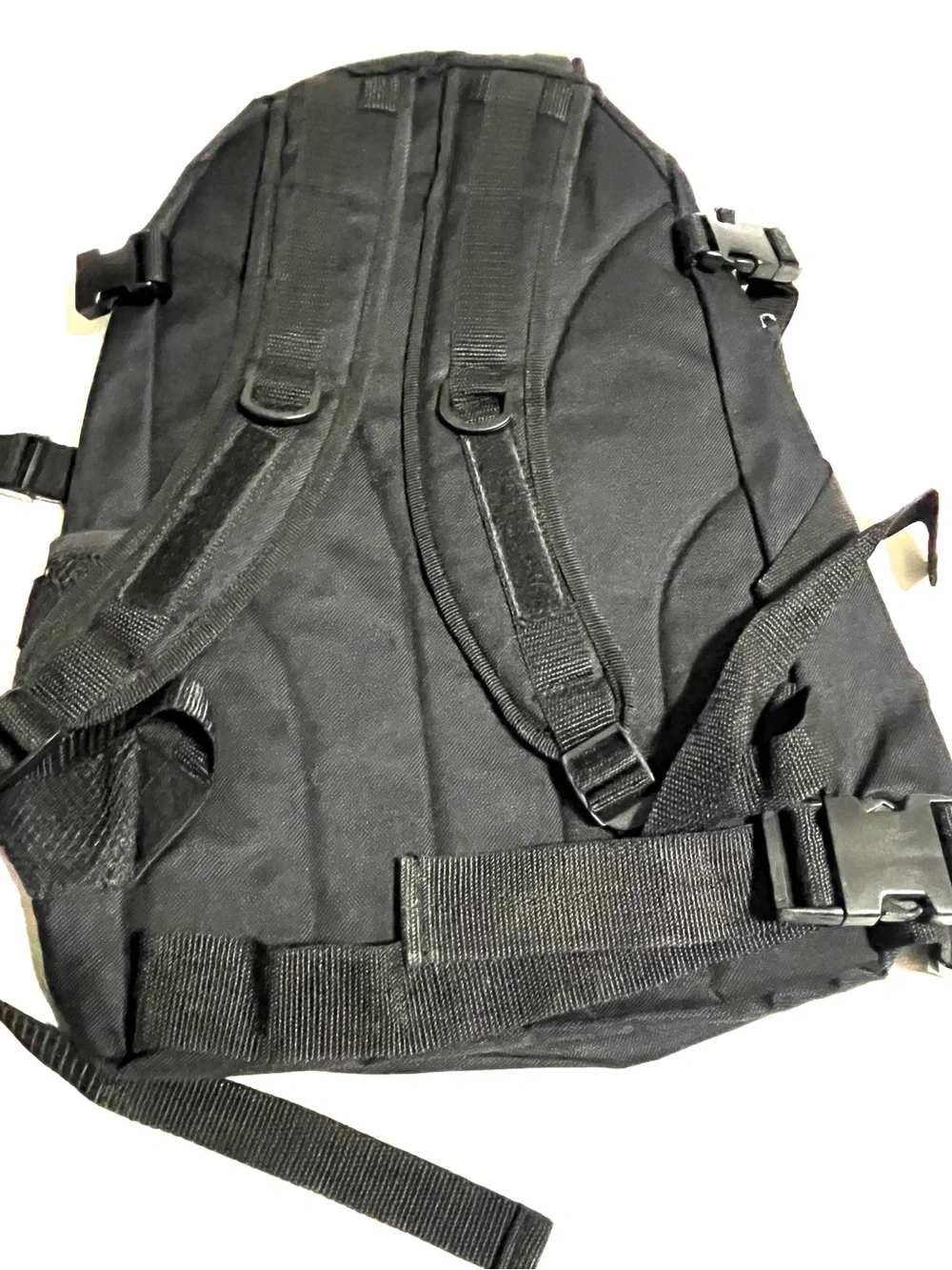 Hooters sturdy backpack