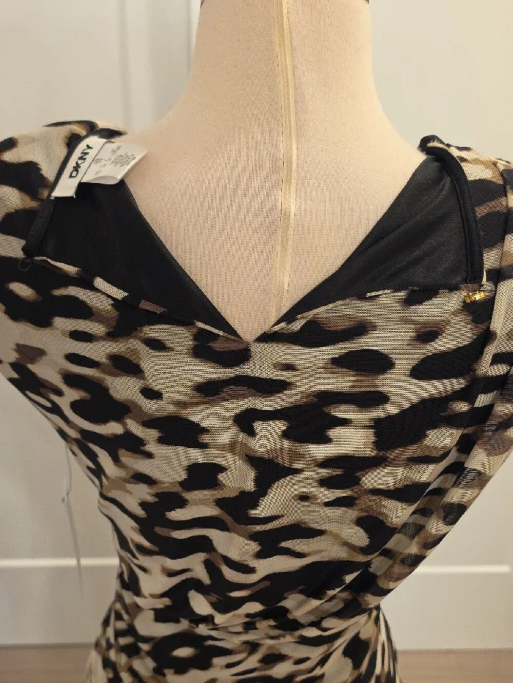 Dkny brand women’s