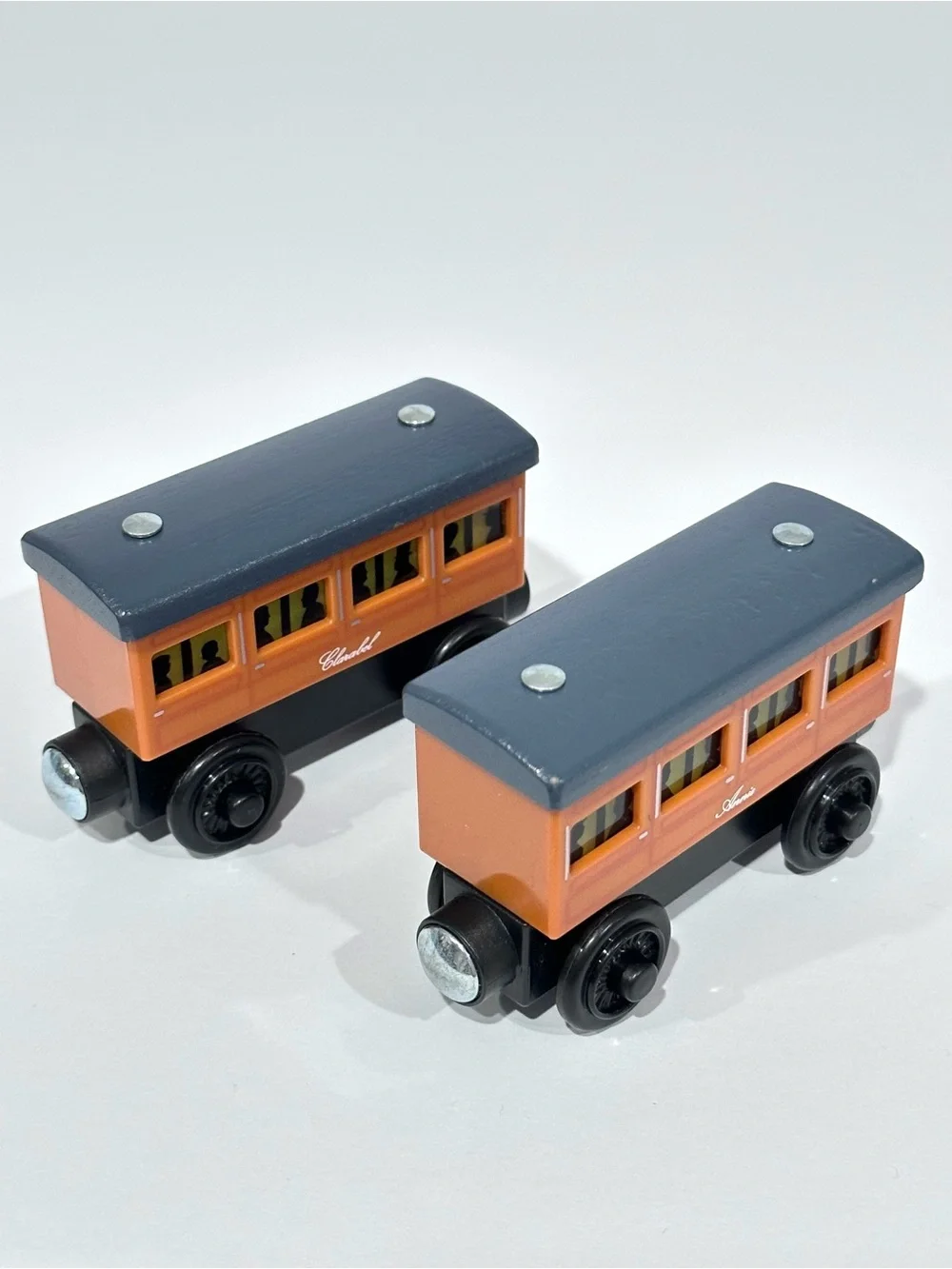 Thomas & Friends Light Up Reveal Annie & Clarabel Wooden Railway