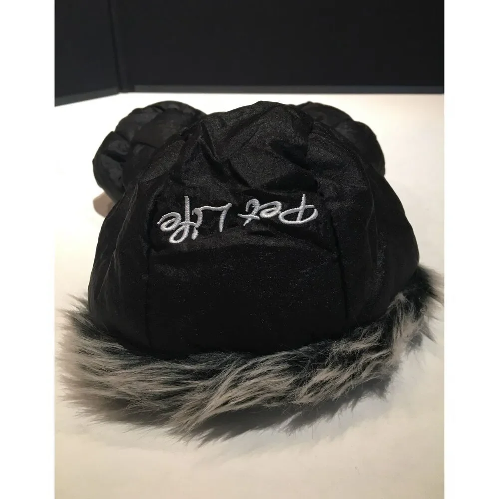 Pet Life this listing