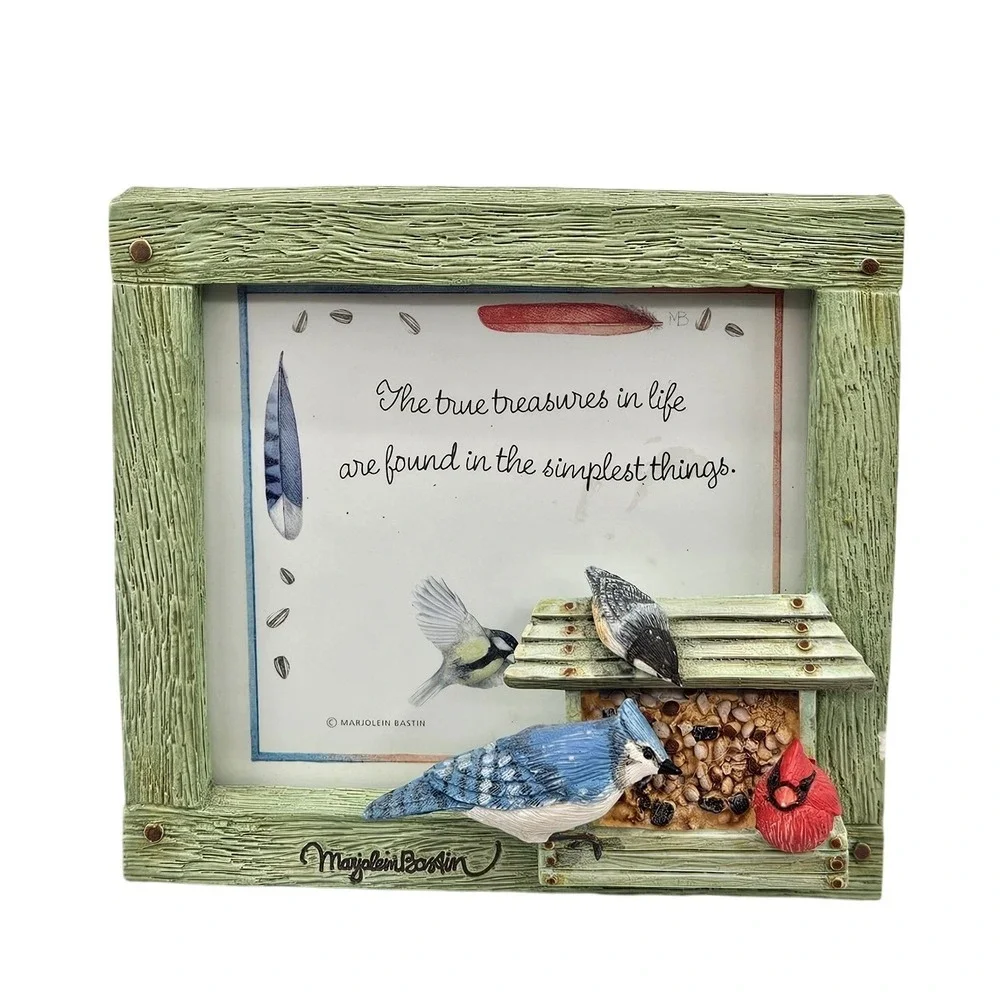 Marjolein Bastin Birds & Feeder 3D Resin Picture Green Frame  Rustic