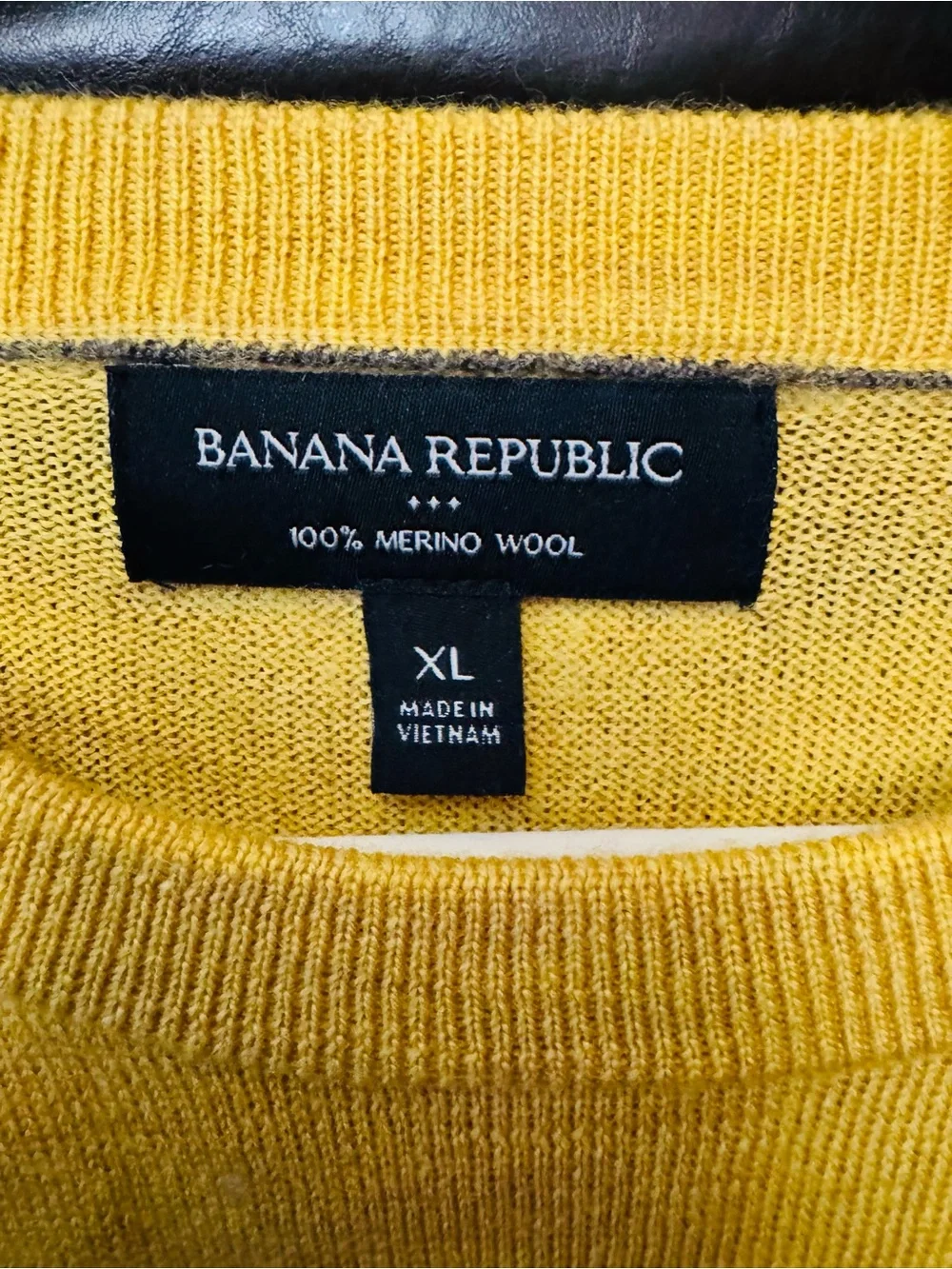 Banana Republic lightweight knit