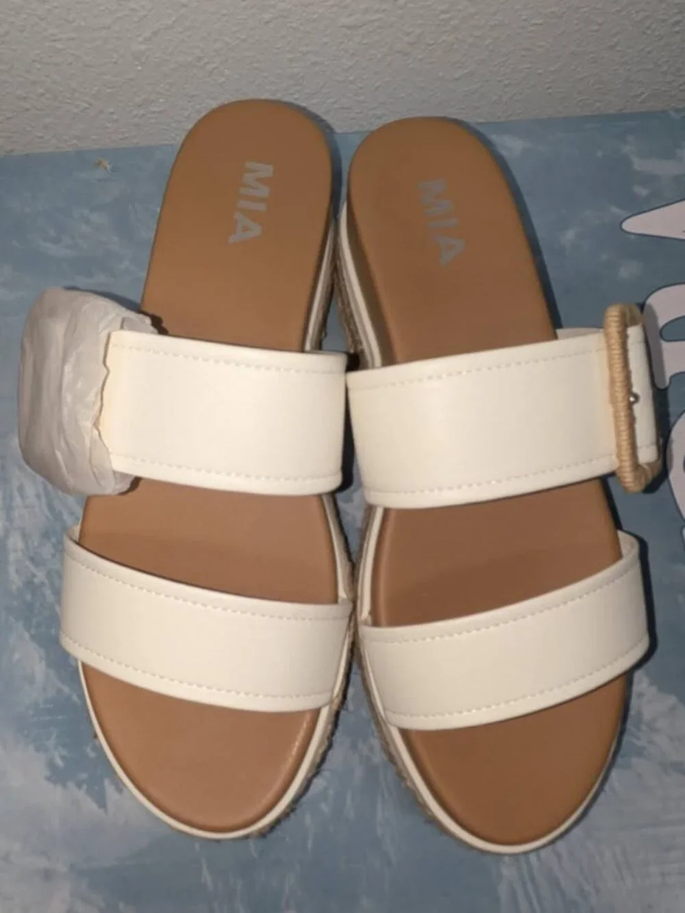 MIA Footwear without tan finish