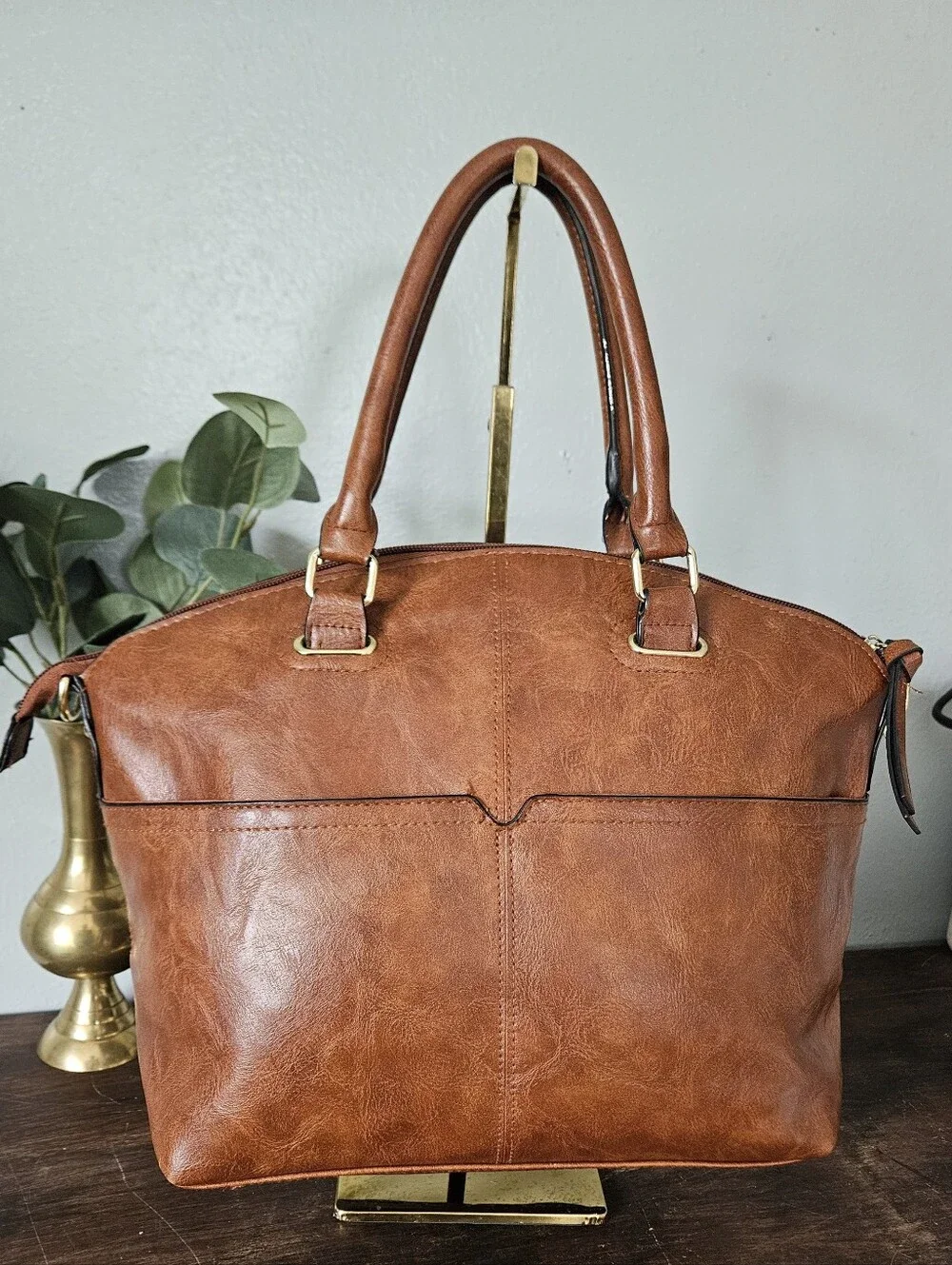 Bueno vegan leather
