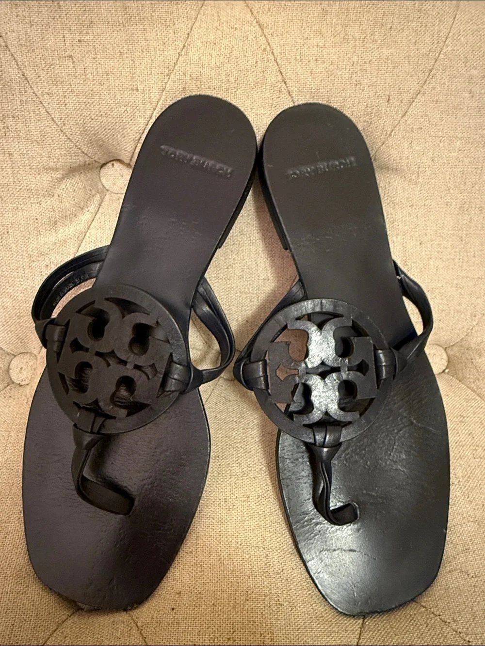 Tory Burch Navy Leather Cutout Logo Thong Sandals