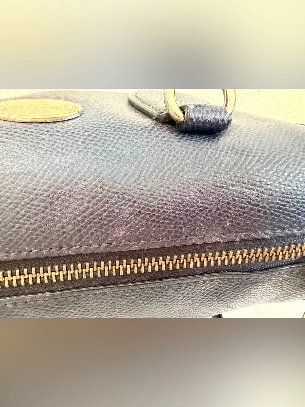 Coach authentic small