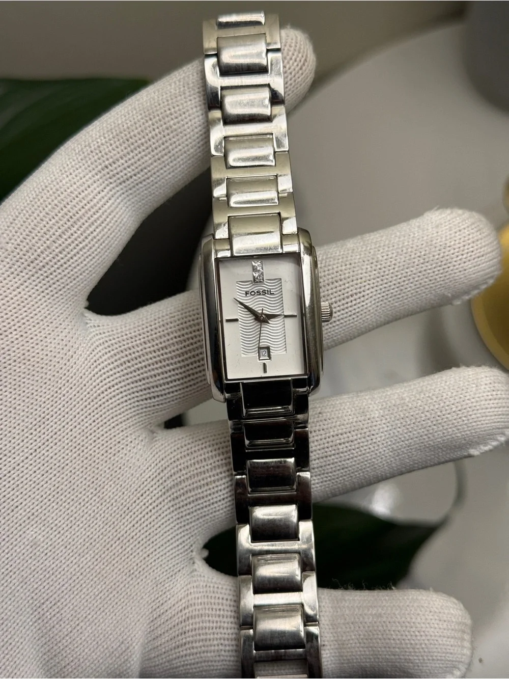 Fossil sleek rectangular