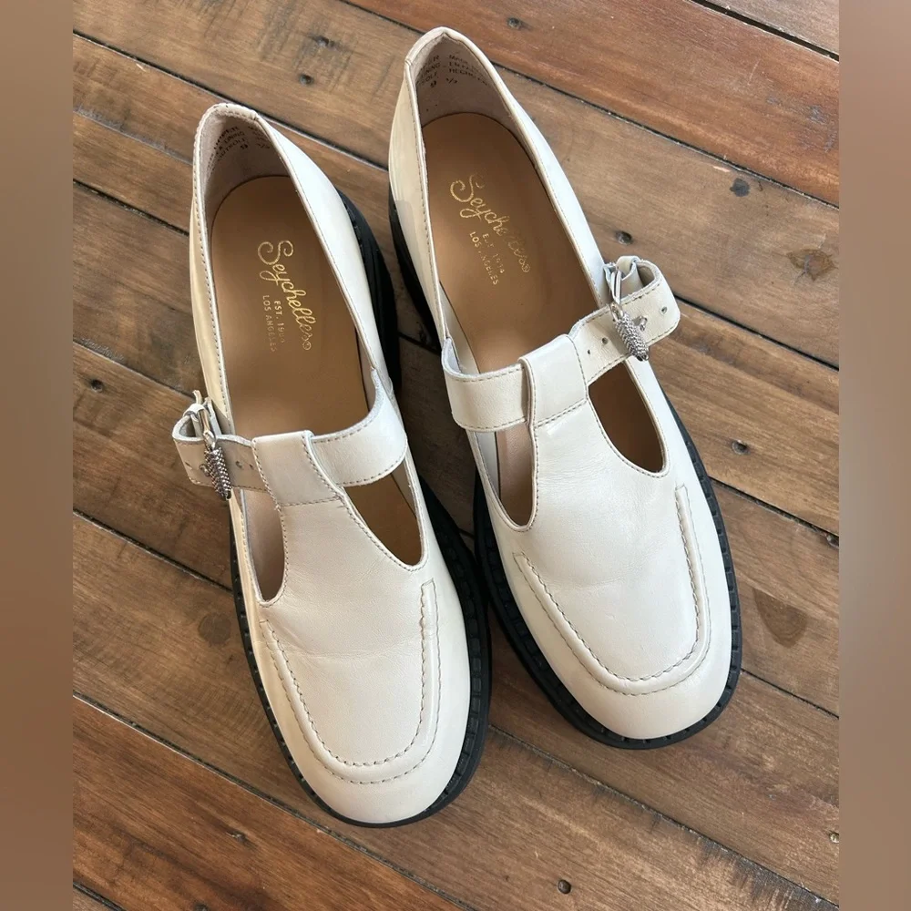 Cream Chunky Mary Jane Heels with Buckle