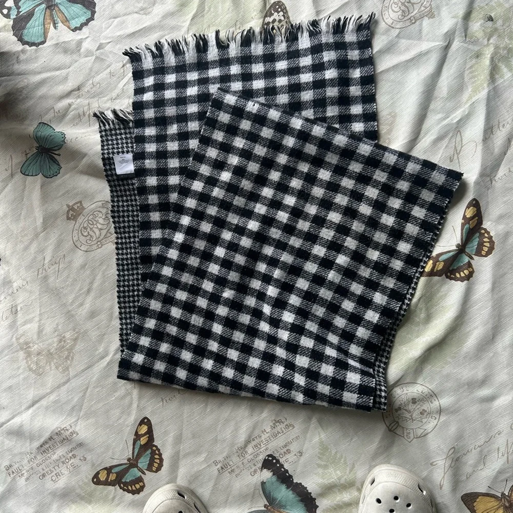 J. Crew stylish crew