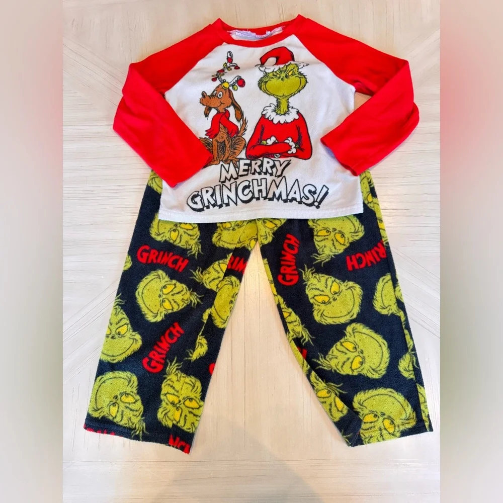The Grinch bring festive
