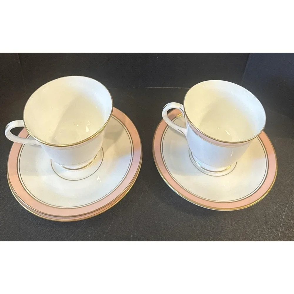 Royal Worcester Howard Pink Gold Trim 2 Tea Cups Teacup 3 Saucer Plates Vintage