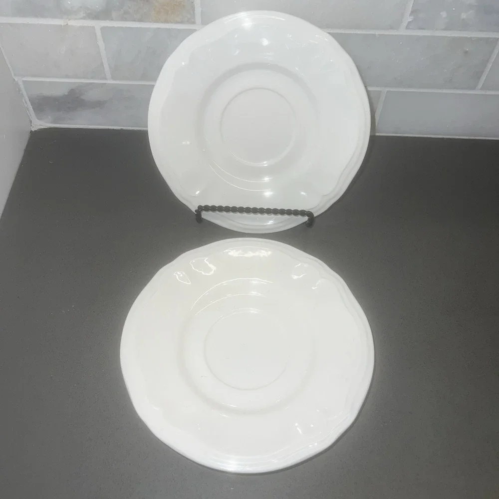 2 Yamaka Kentshire Japan Saucer Dessert Plate Vintage Cream/Bone/White