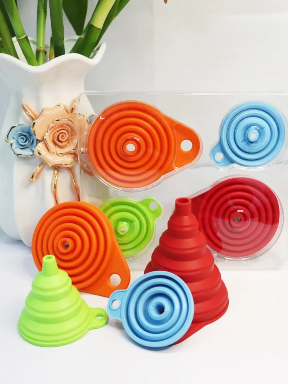 KongNai Kitchen Funnel Set 4 Pack, Small and Large, Kitchen Gadgets Accessories