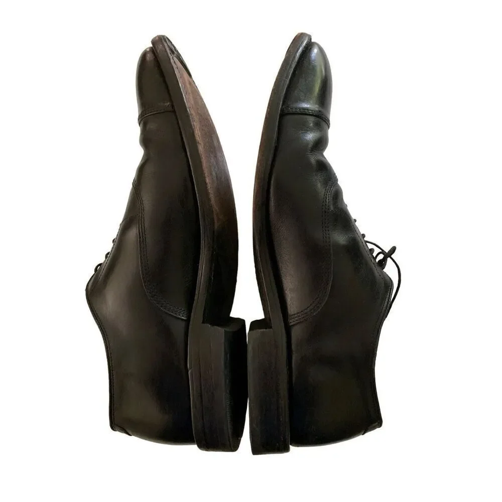 Allen Edmonds great dress