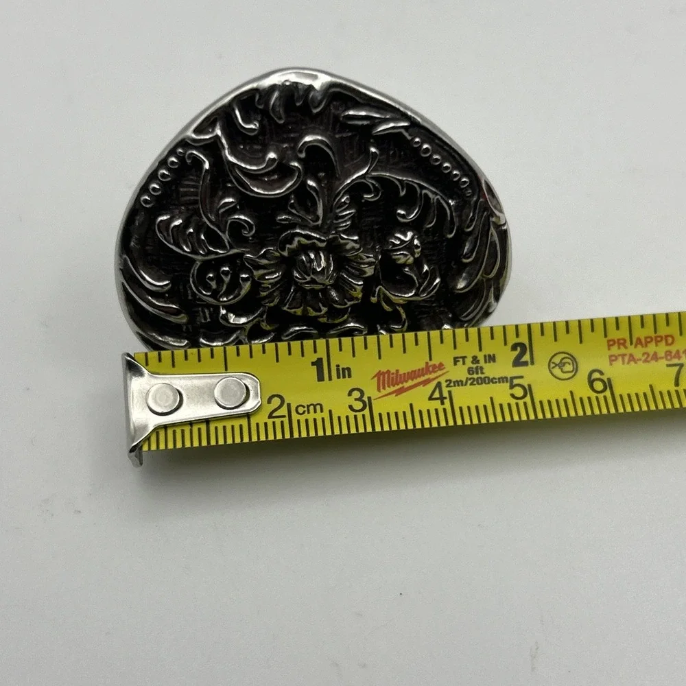 N/A antiqued detailed if