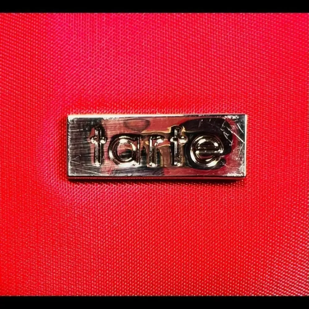 tarte very gently