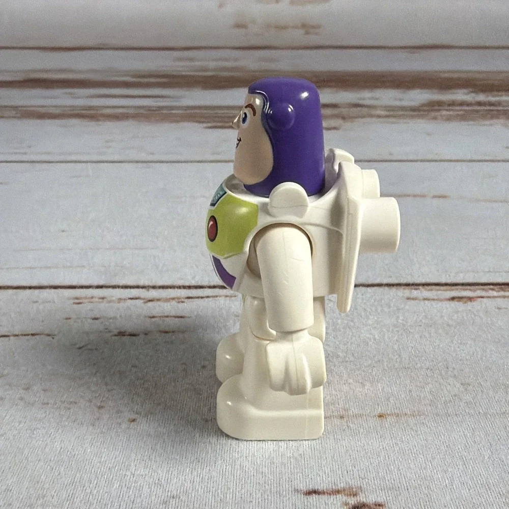 LEGO Duplo Buzz Lightyear Figure From Toy Story Pizza Planet Set 5658 Authentic