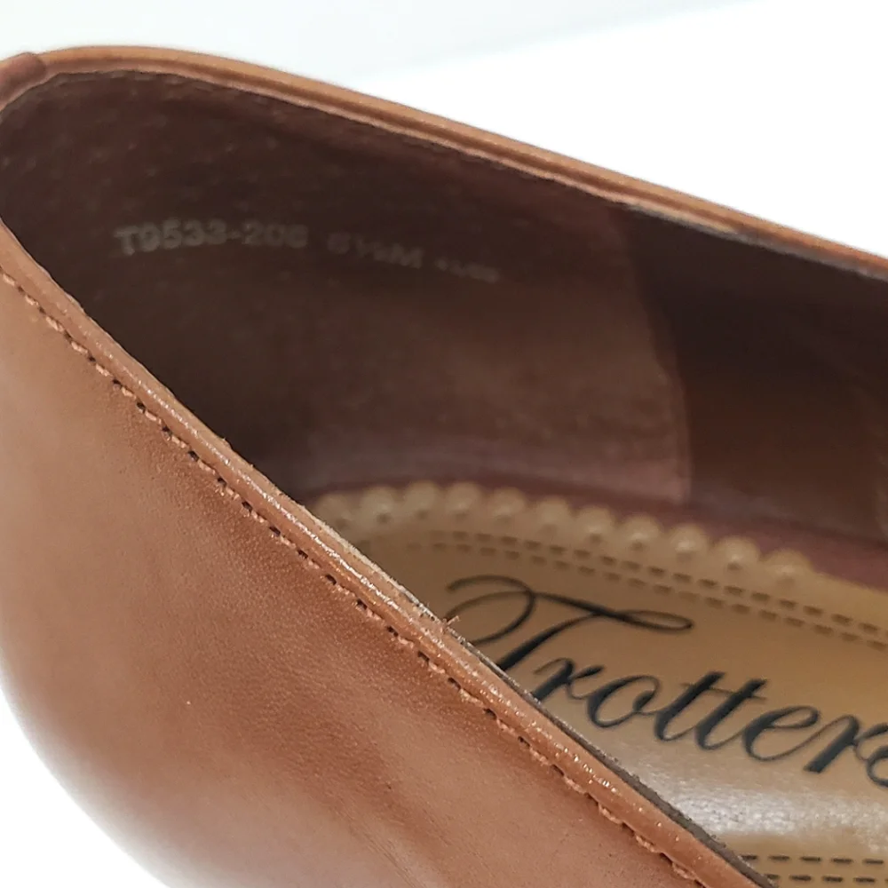 Trotters Brown Wedges