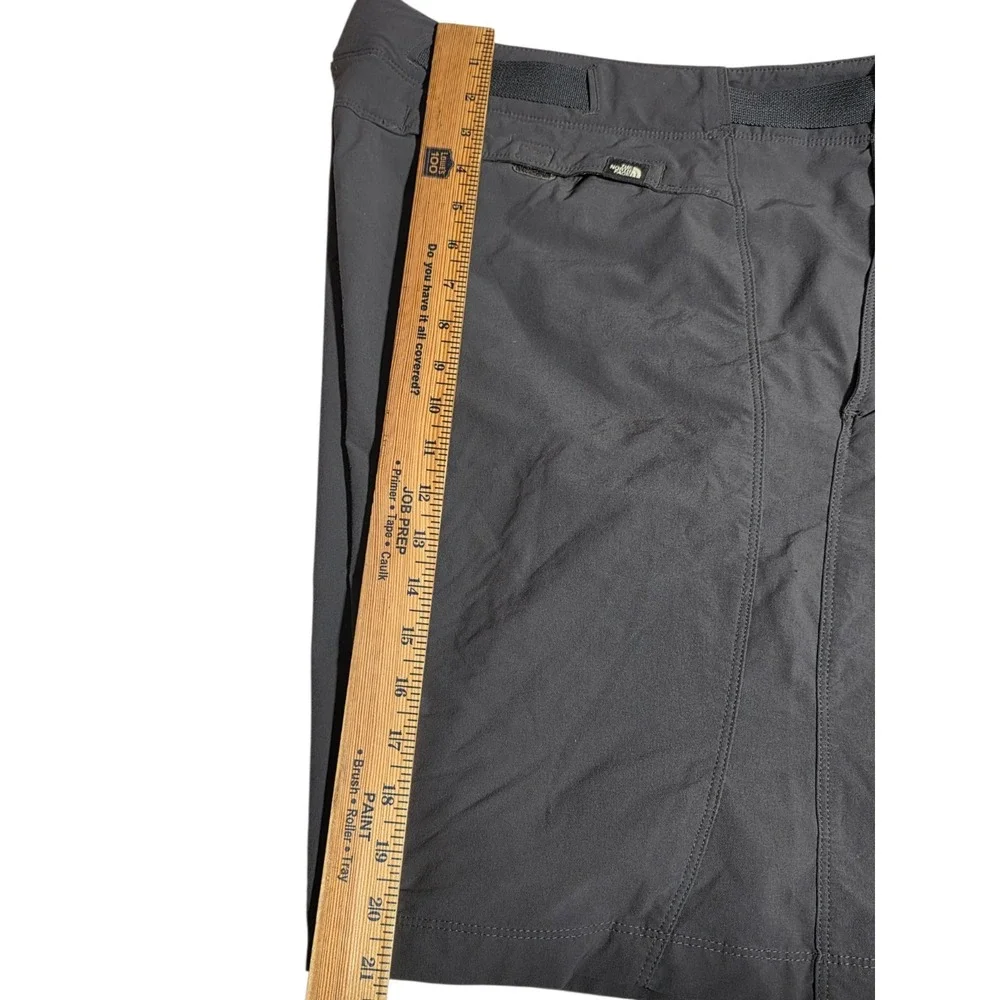 The North Face men use
