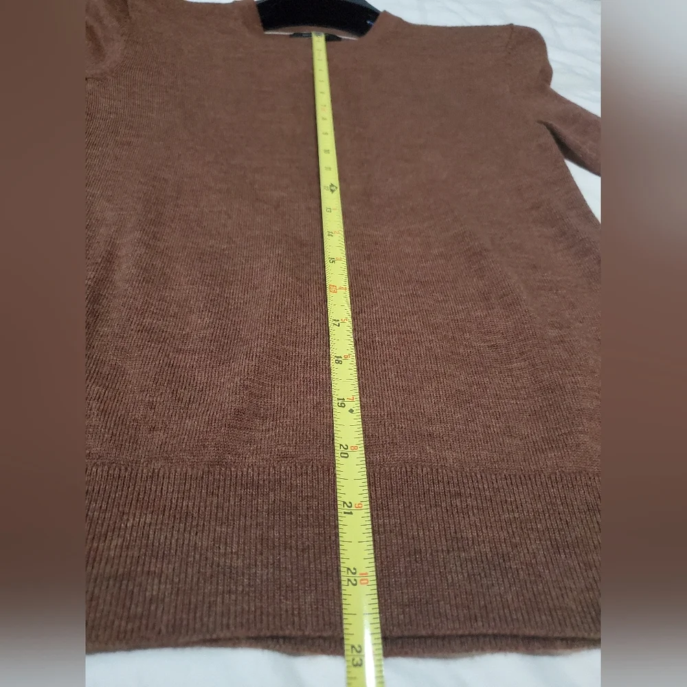 Banana Republic sold out