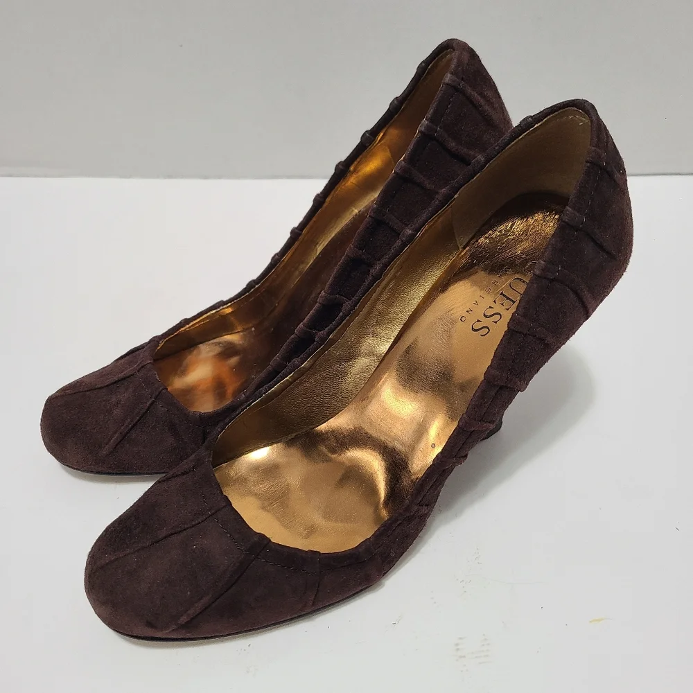 Guess by Marciano Women's Vintage Brown Suede Wedge Pump‎ Size 7