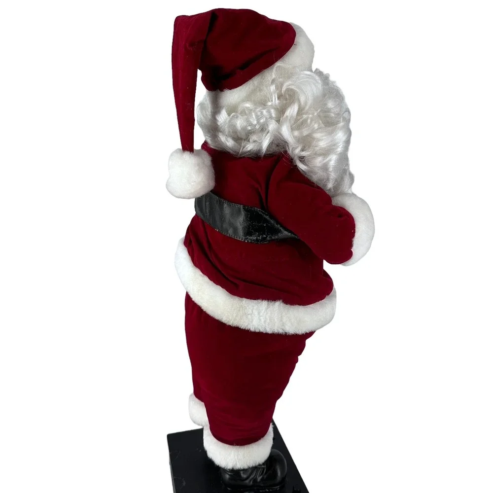 American Traditions santa animated