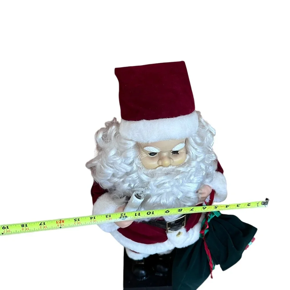 American Traditions santa animated