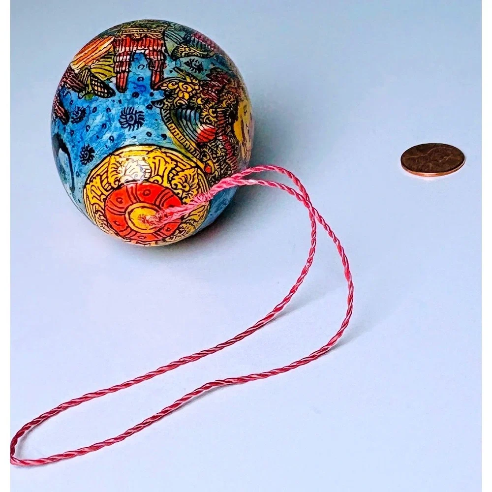 Vintage Indonesian hand painted wooden Ornament  Egg folk art‎ hanging Balinese