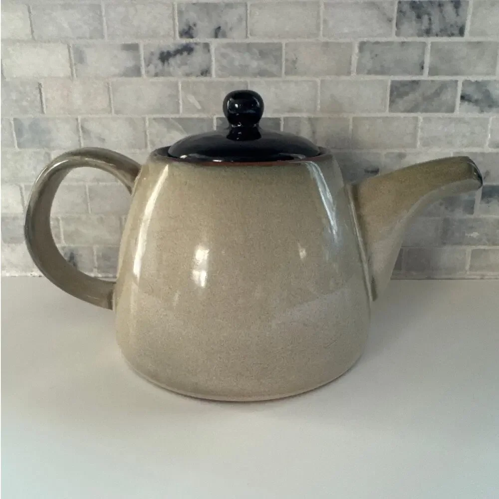 Tara pottery painted measurements